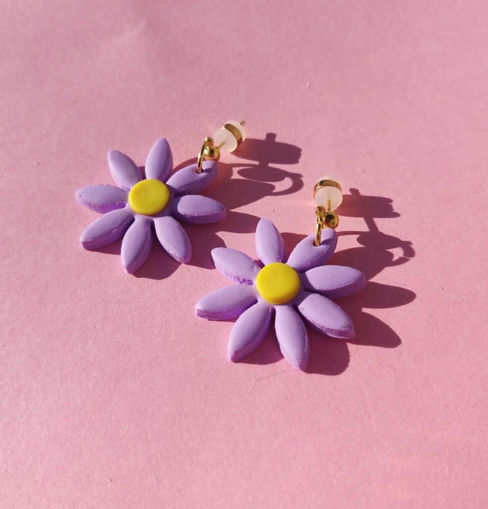 Lilac Daisy Earrings
